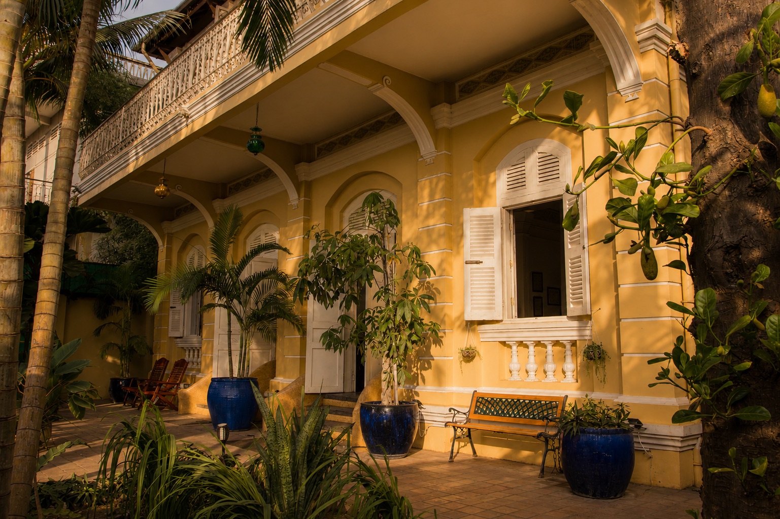 La Villa — colonial façade at dusk